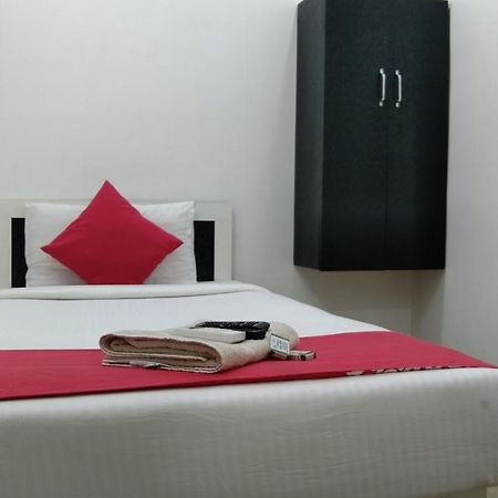 Chennai Plaza Hotel Vadapalani Esterno foto
