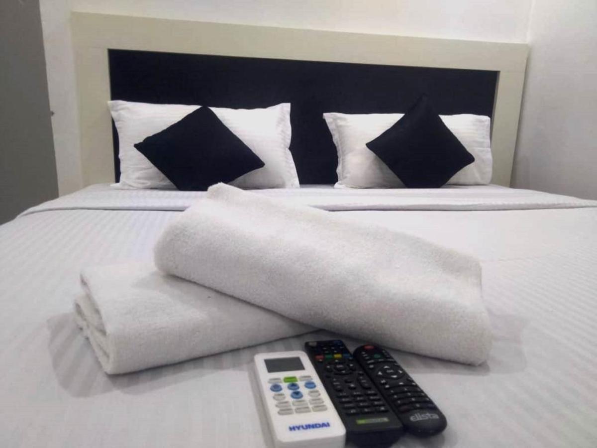 Chennai Plaza Hotel Vadapalani Esterno foto