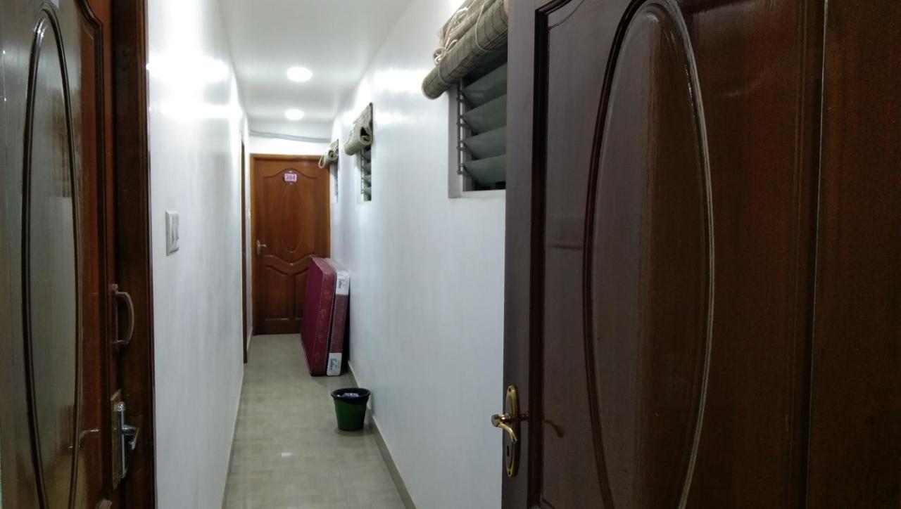 Chennai Plaza Hotel Vadapalani Esterno foto